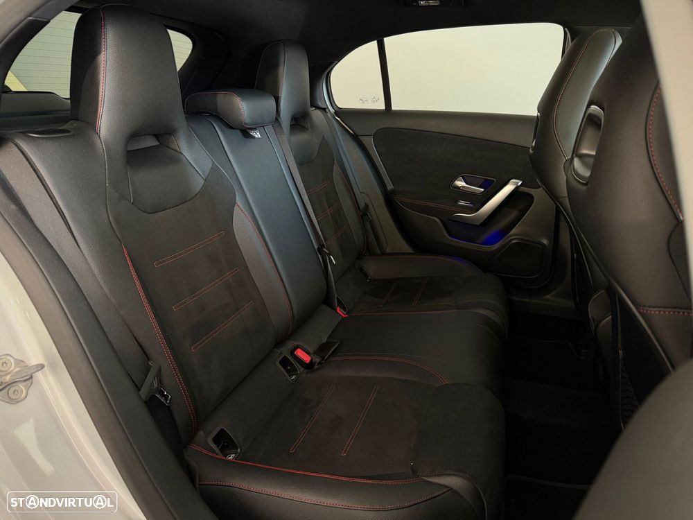 Mercedes-Benz A 250 e AMG Line - 10