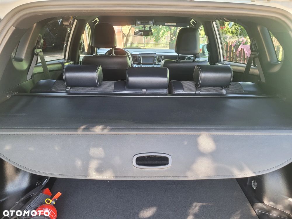 Toyota RAV4 Hybrid Prestige 4x4 - 24