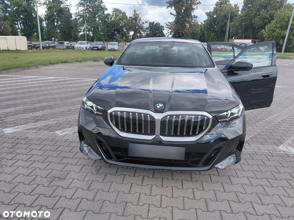 BMW Seria 5 530i mHEV M Sport sport - 19