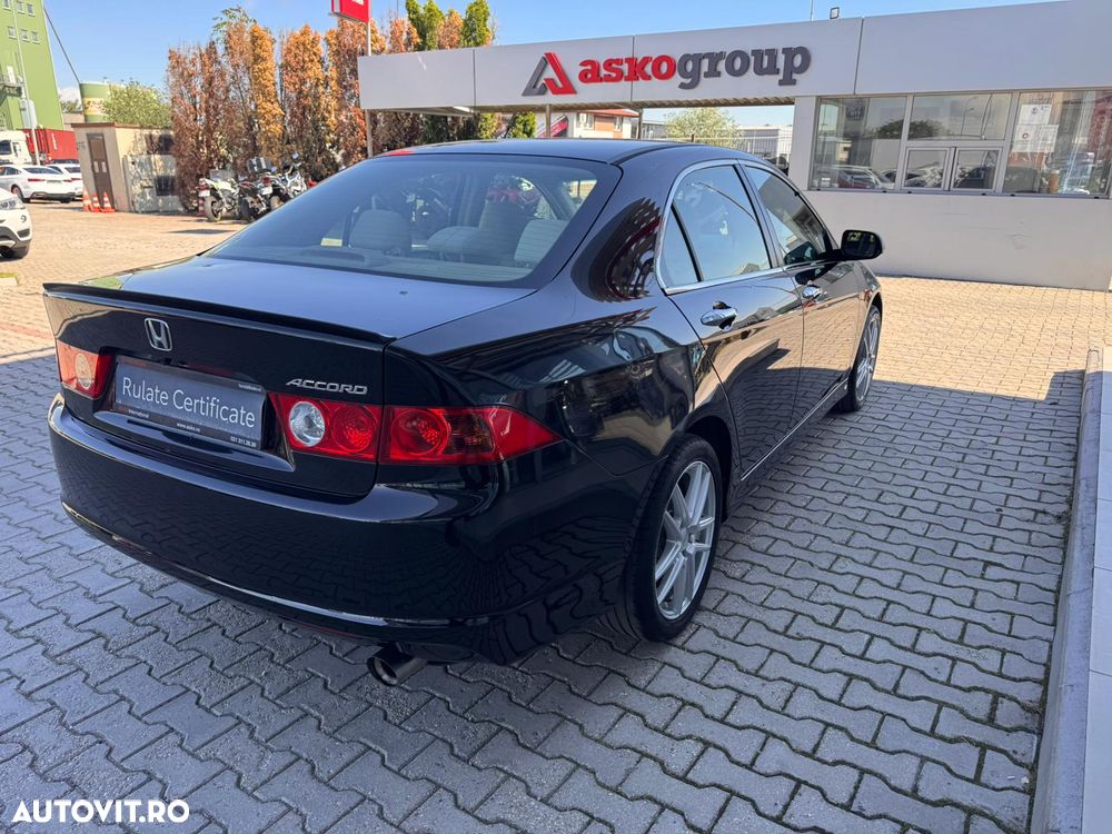 Honda Accord 2.0i Comfort - 8