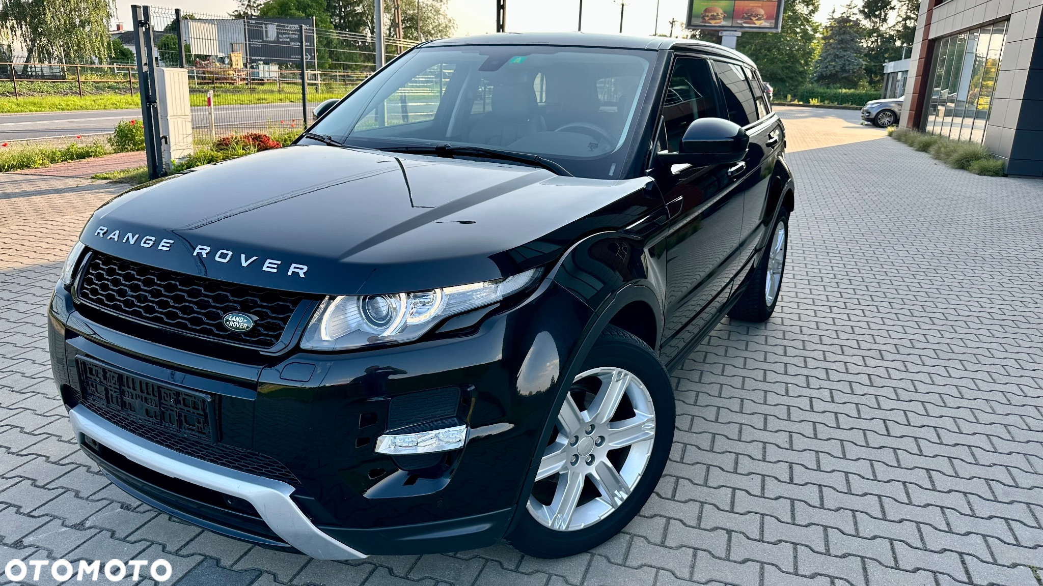 Land Rover Range Rover Evoque SD4 Black Dynamic - 11