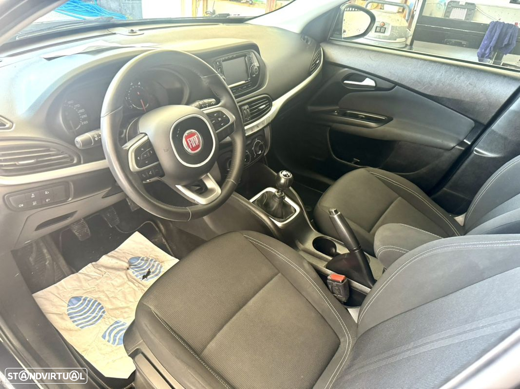Fiat Tipo Station Wagon 1.6 M-Jet Lounge J17 - 2