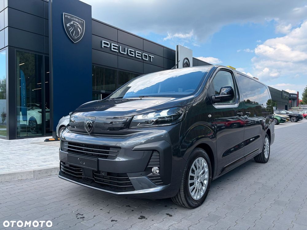 Peugeot Traveller - 2