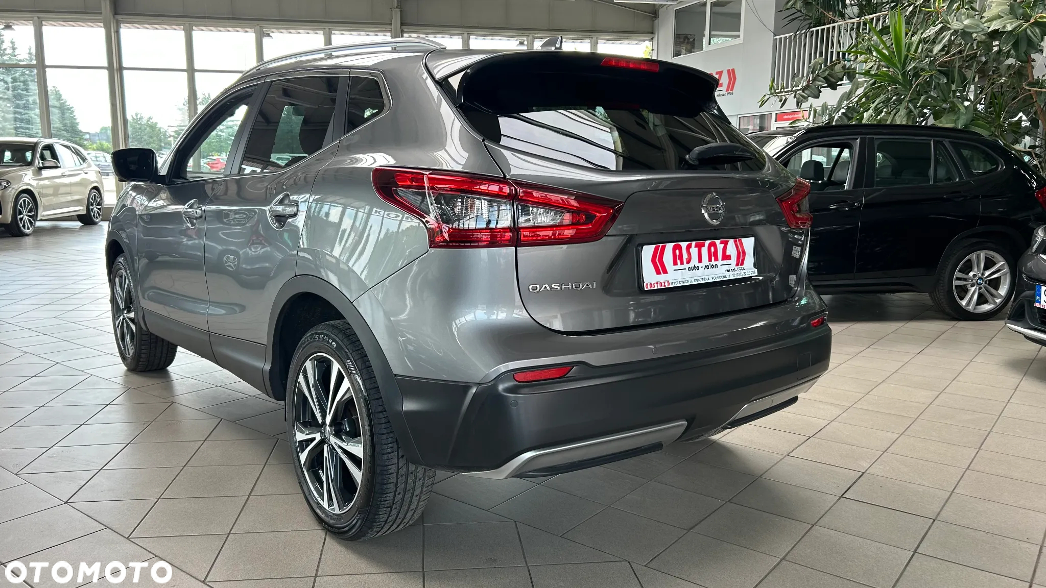 Nissan Qashqai 1.3 DIG-T N-Connecta EU6d - 6