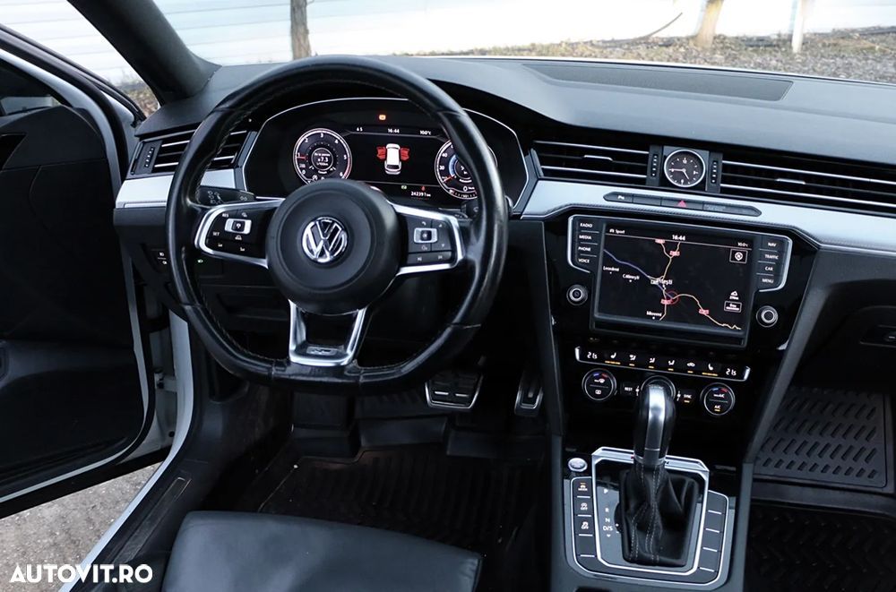 Volkswagen Passat Variant 2.0 TDI SCR 4Motion DSG (BMT) Highline - 6