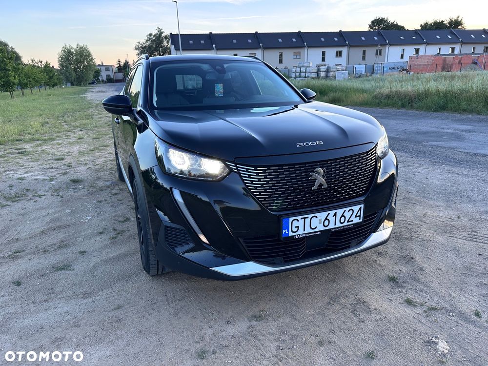 Peugeot 2008 1.2 PureTech Allure S&S EAT8 - 3