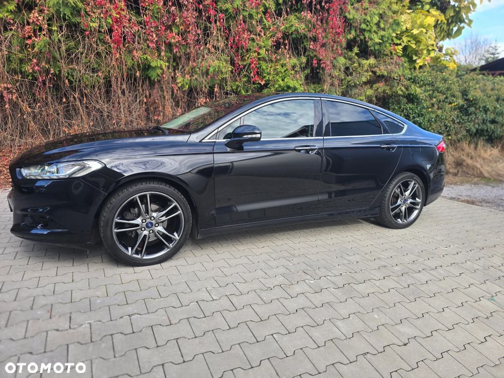 Ford Fusion 2.0 EcoBoost Titanium - 10