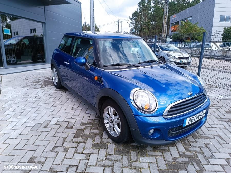 MINI 3 Portas One D - 3