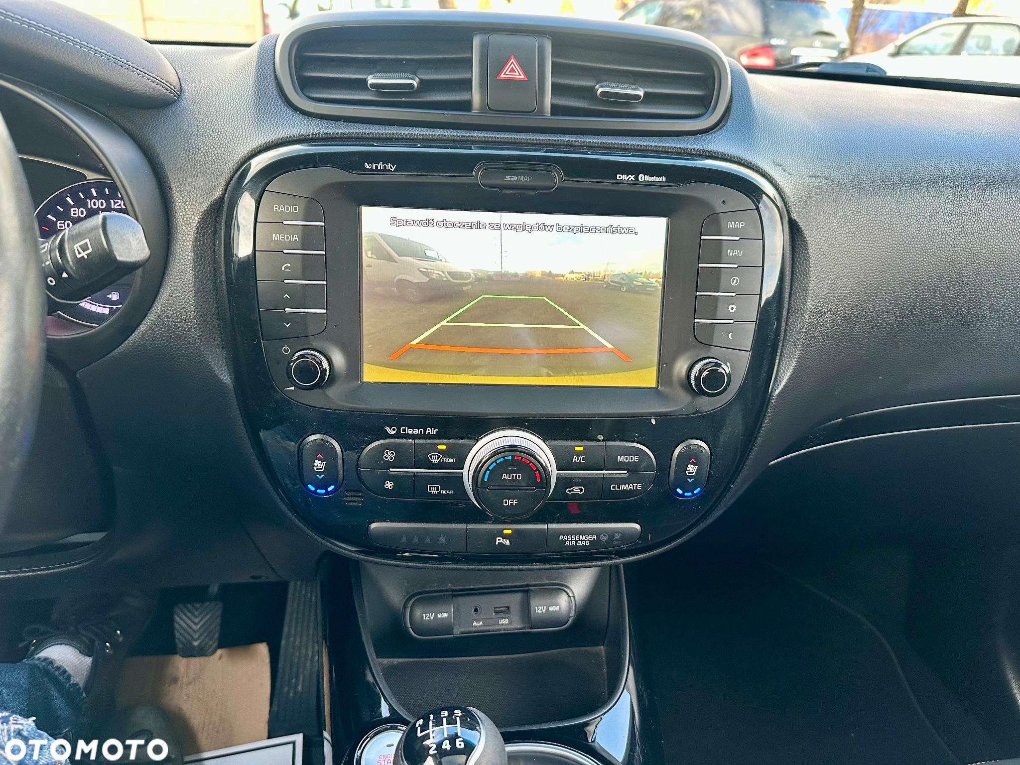 Kia Soul 1.6 CRDI Black Collection - 29