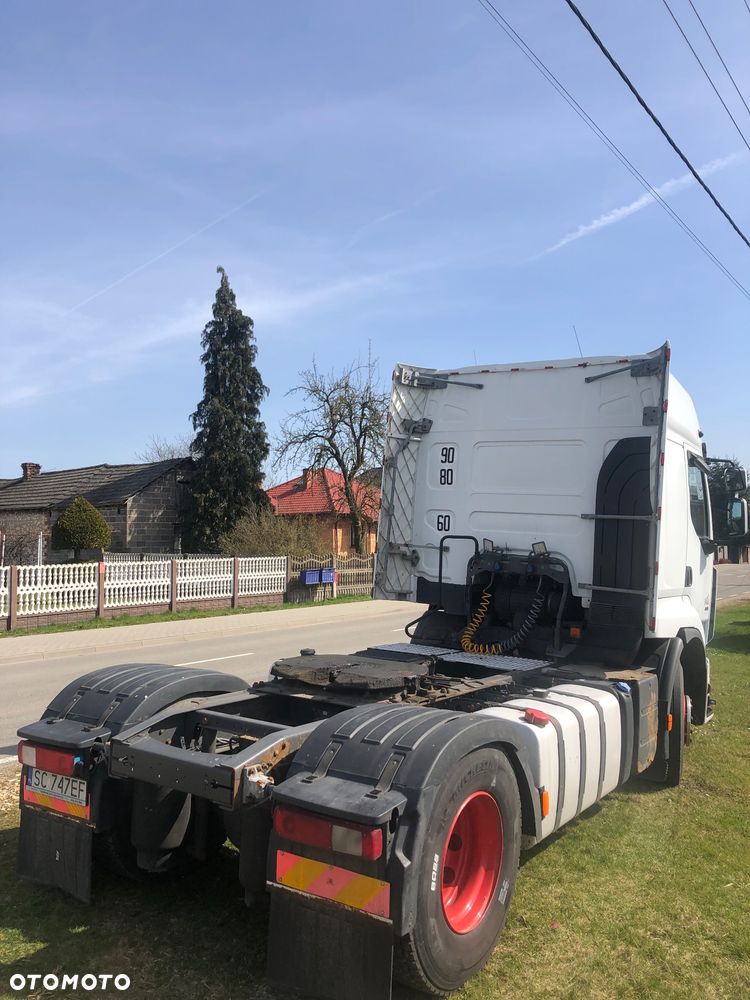 Renault Premium - 11