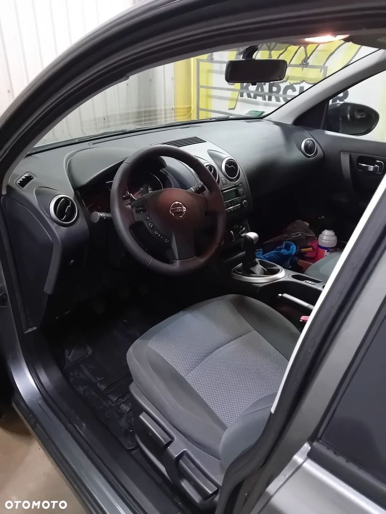 Nissan Qashqai 1.6 Visia - 35