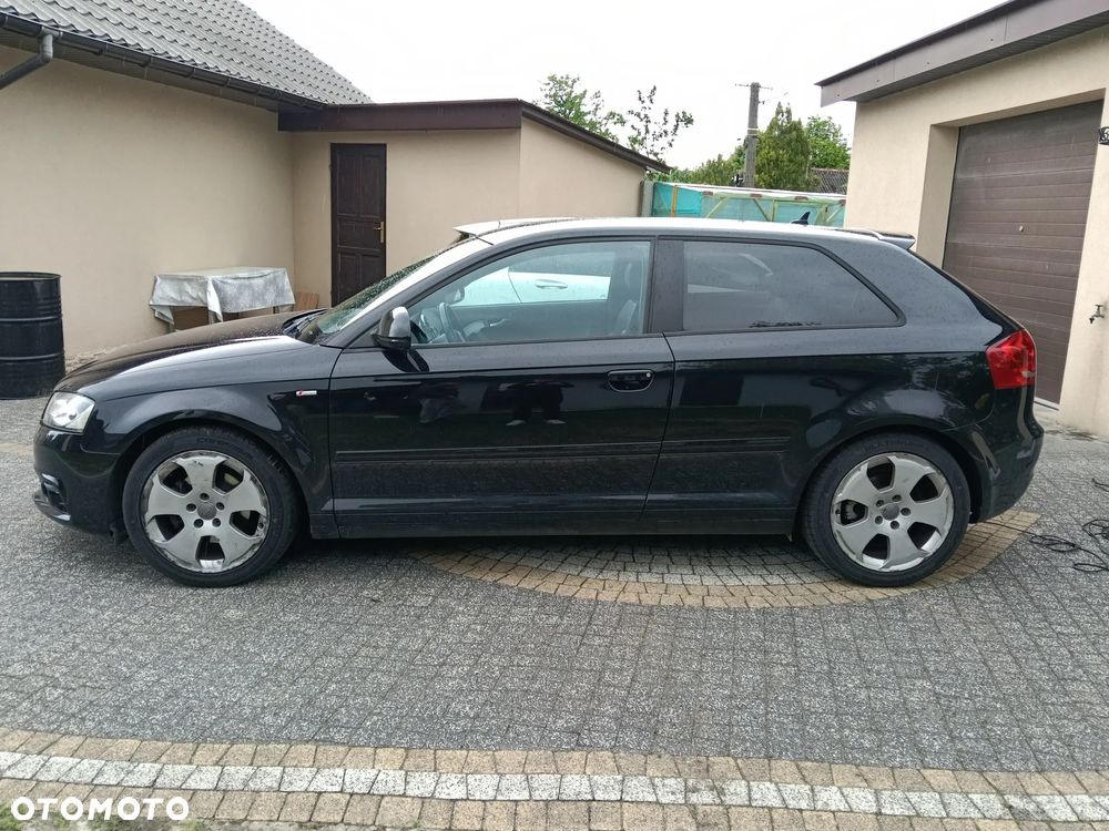 Audi A3 3-drzwiowe 1.8 TFSI S line Sportpaket - 3