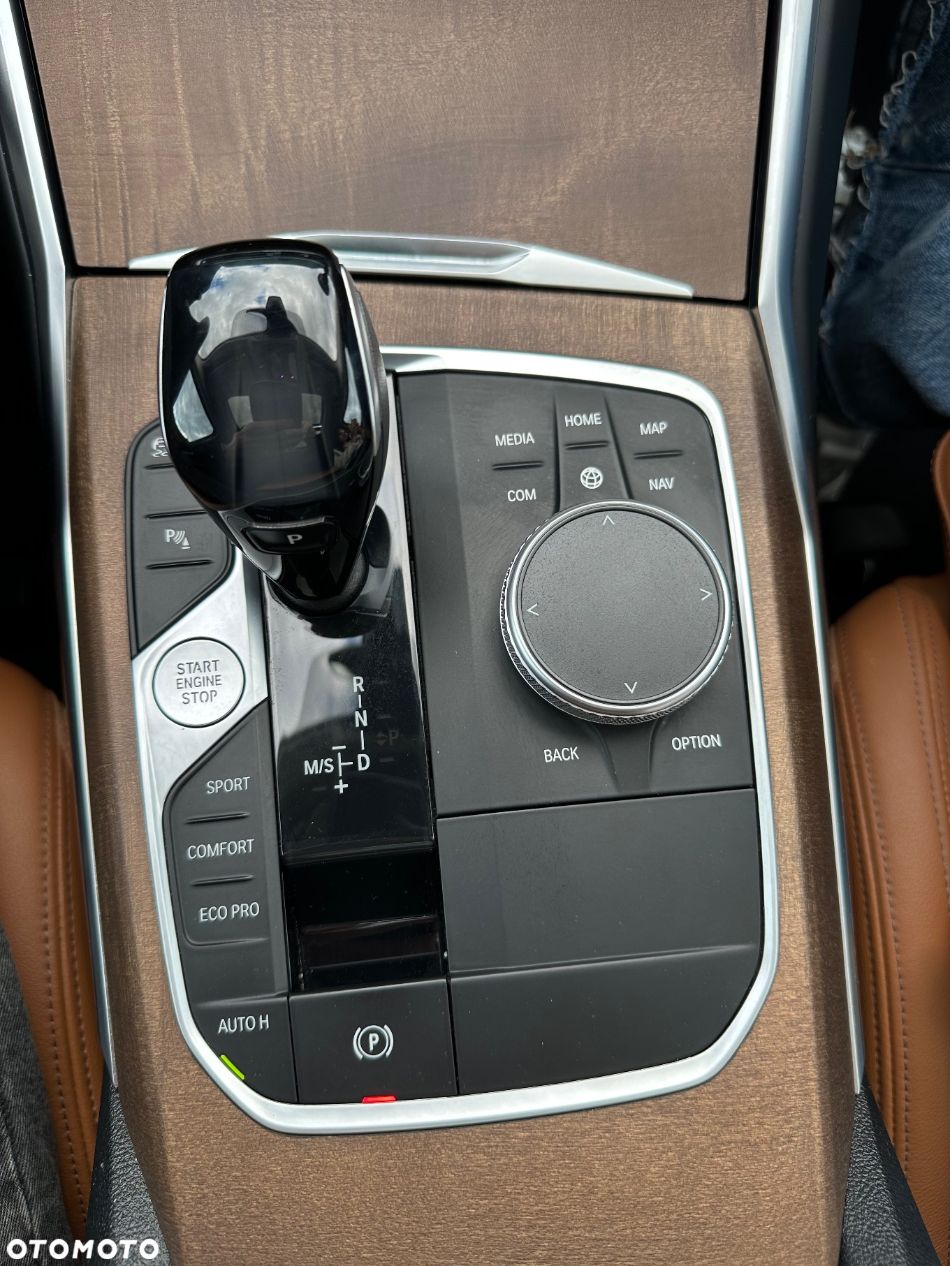 BMW Seria 3 320d Touring Luxury Line - 32