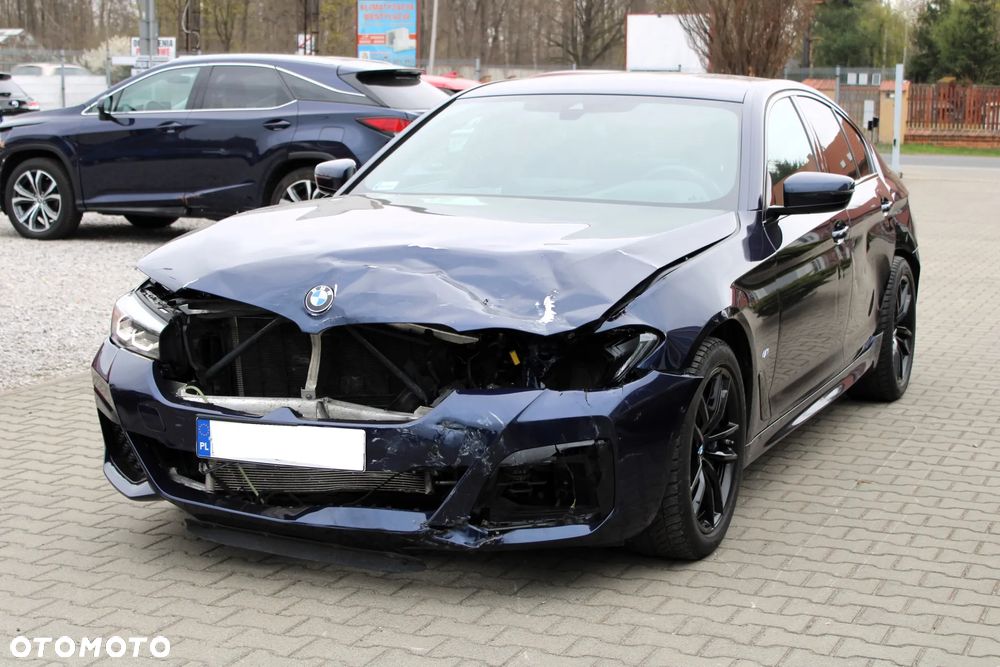 BMW Seria 5 540i xDrive mHEV M Sport sport - 3