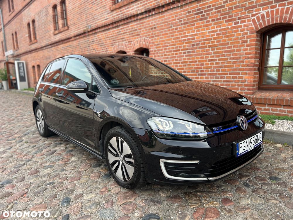 Volkswagen Golf 1.4 GTE Plug-In-Hybrid DSG - 4