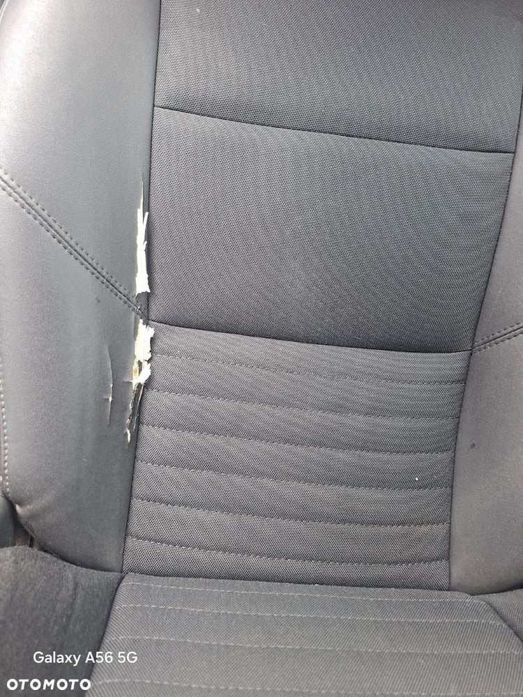 Volvo C30 1.6D Momentum - 19