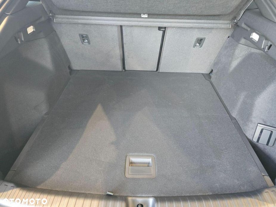 Audi Q4 Sportback e-tron - 13