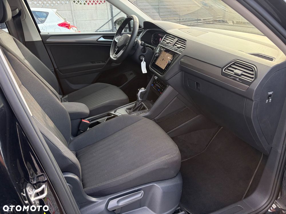 Volkswagen Tiguan Allspace 2.0 TDI SCR DSG Life - 24