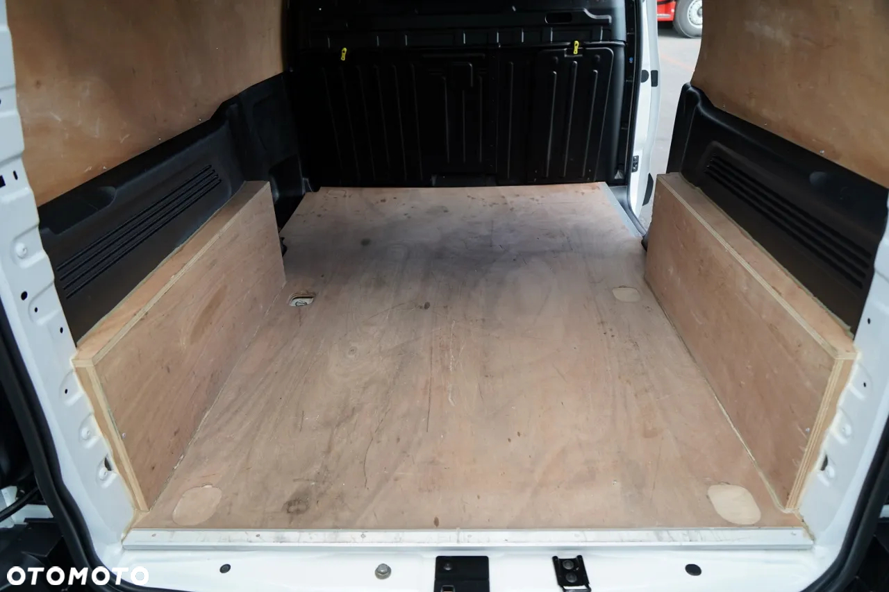 Fiat DOBLO  / FURGON / BLASZAK / 2023 R  / SPROWADZONY - 21
