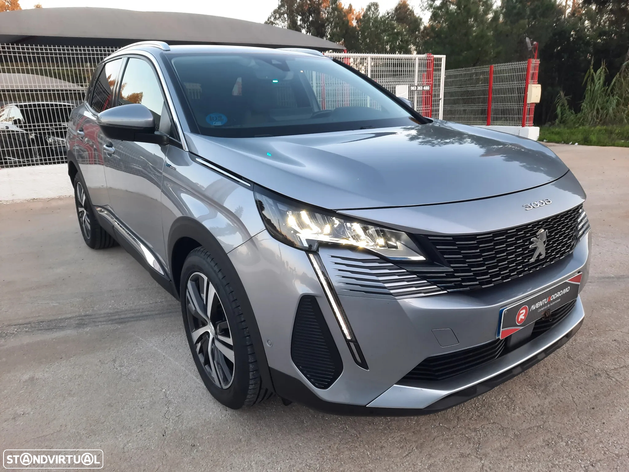 Peugeot 3008 1.6 Hybrid Allure Pack e-EAT8 - 7