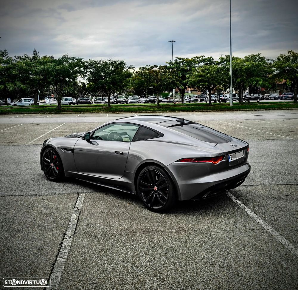 Jaguar F-Type Coupe P300 Aut. R-Dynamic Black - 33