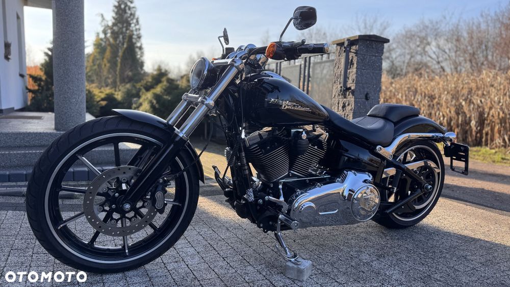Harley-Davidson FXSB Breakout - 18