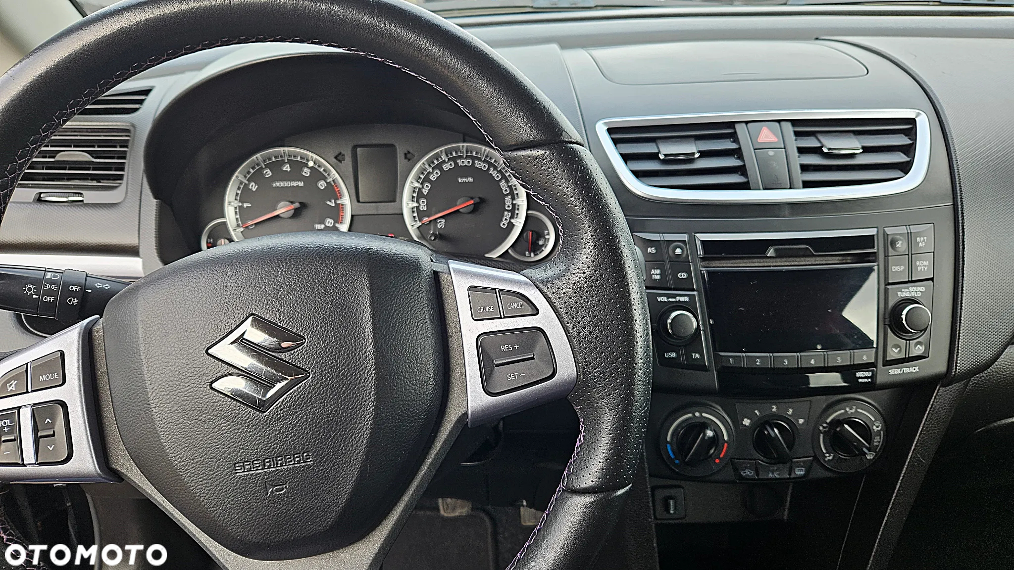 Suzuki Swift 1.2 Dualjet Comfort - 10