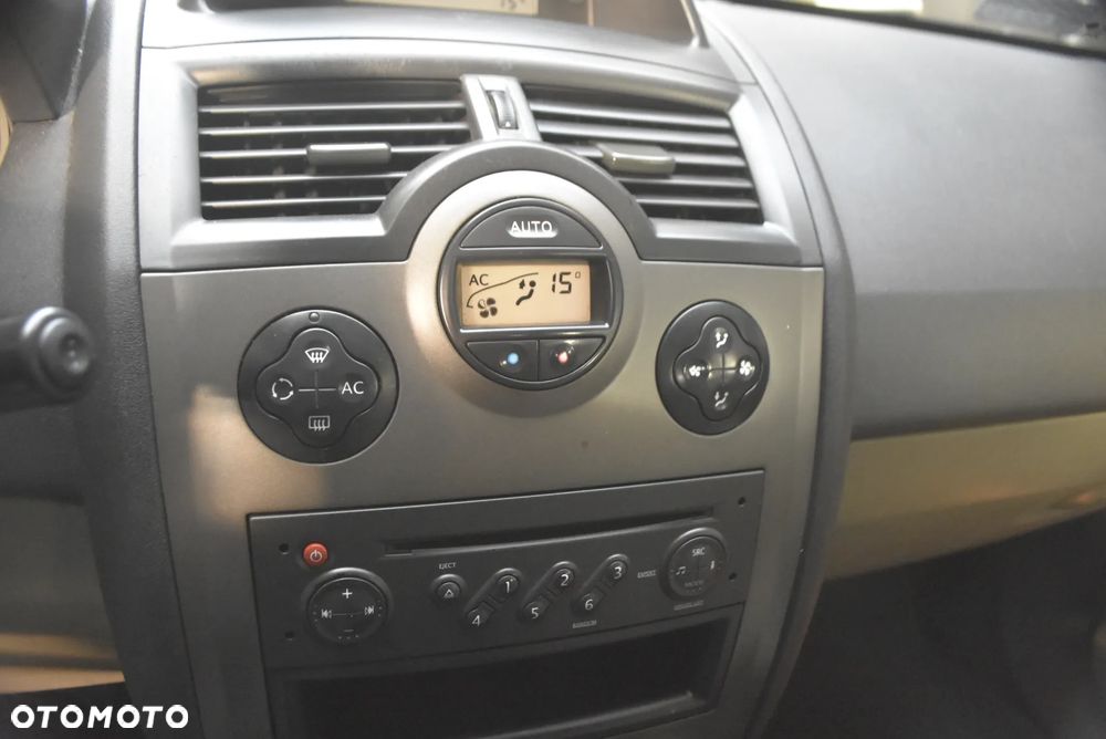 Renault Megane 1.6 16V Expression - 12