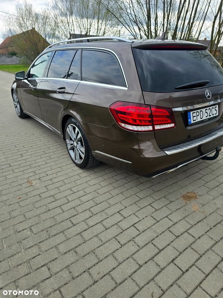 Mercedes-Benz Klasa E 220 BlueTEC 9G-TRONIC Elegance - 6