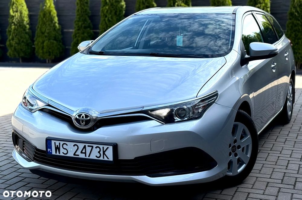 Toyota Auris 1.4 D-4D Dynamic - 9