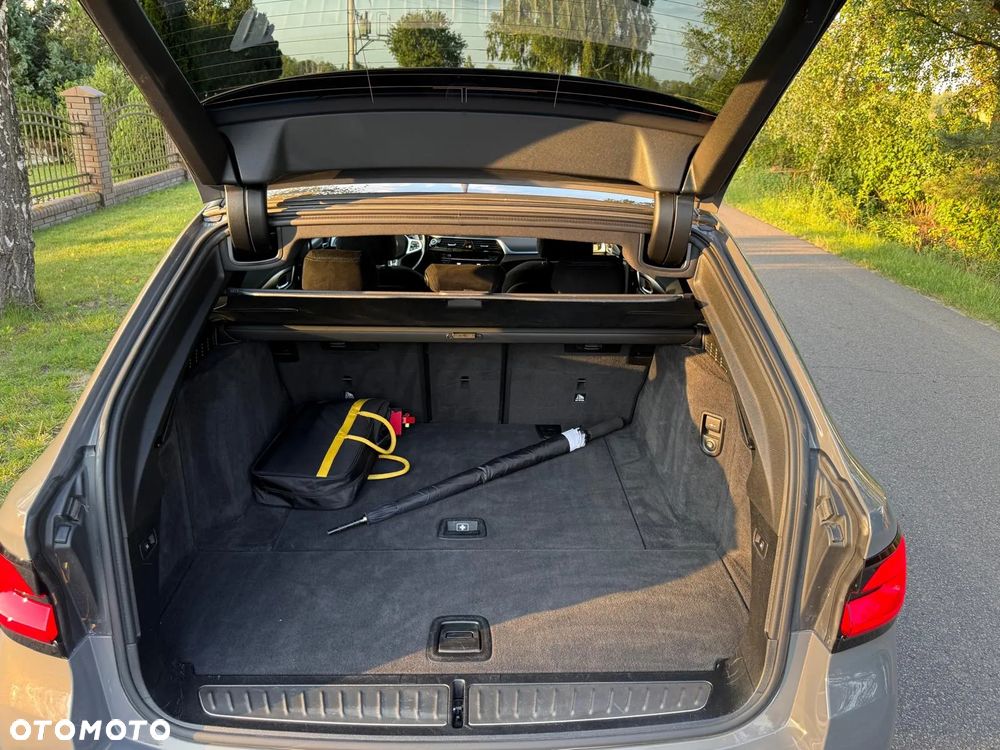 BMW Seria 5 520d M Sport Edition - 15