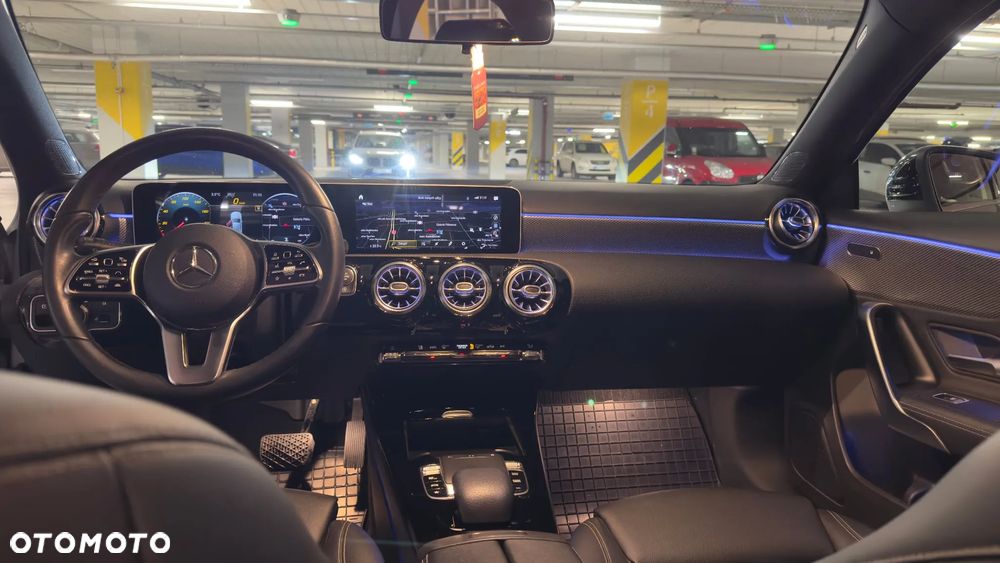 Mercedes-Benz Klasa A 220 4-Matic Progressive 7G-DCT - 12