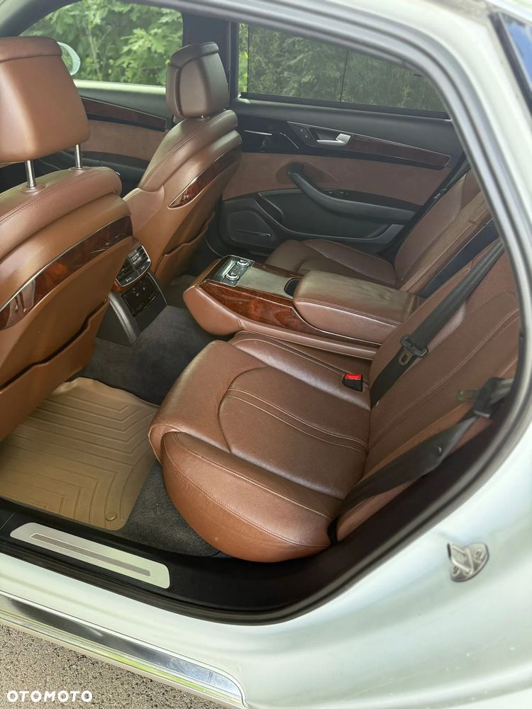 Audi A8 4.2 FSI L Quattro - 8
