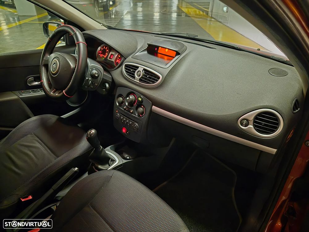 Renault Clio 1.2 16V Dynamique - 35