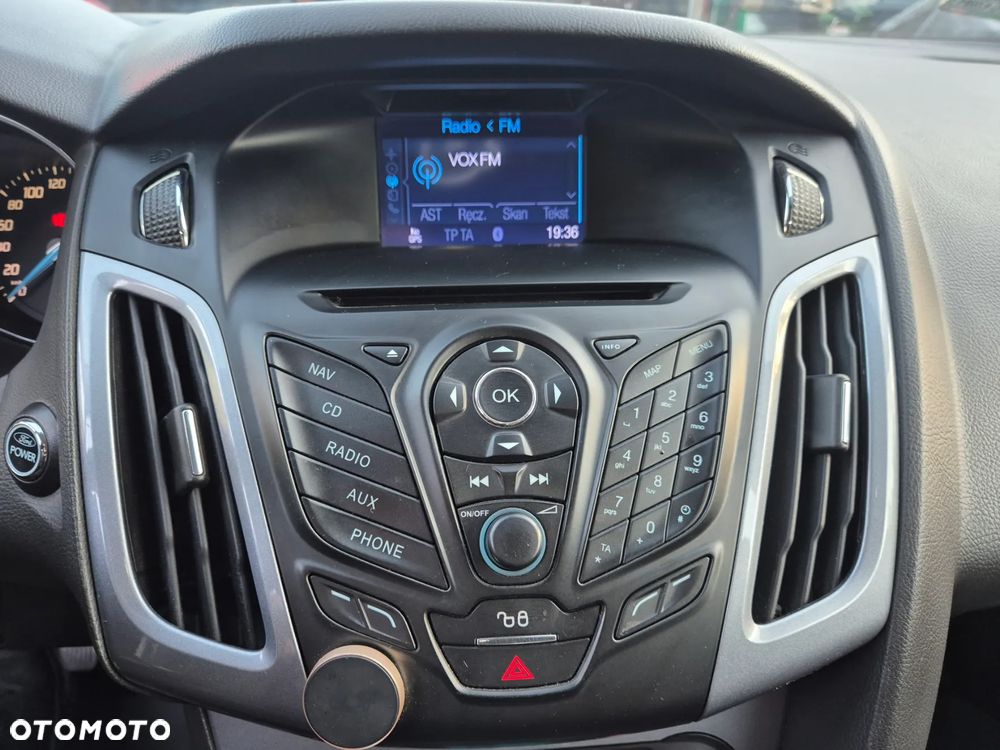 Ford Focus - 24