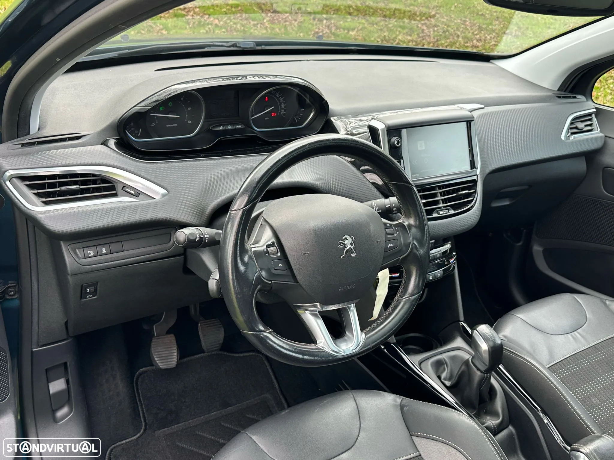 Peugeot 2008 1.6 BlueHDi Allure - 14