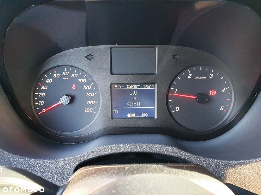 Mercedes-Benz SPRINTER - 13