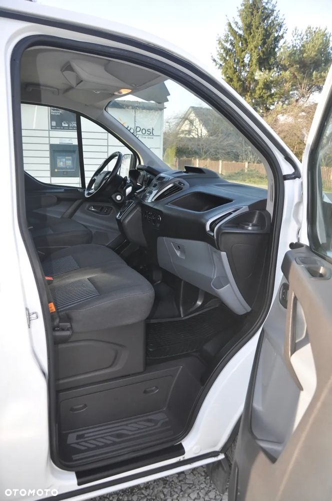 Ford Transit custom - 33