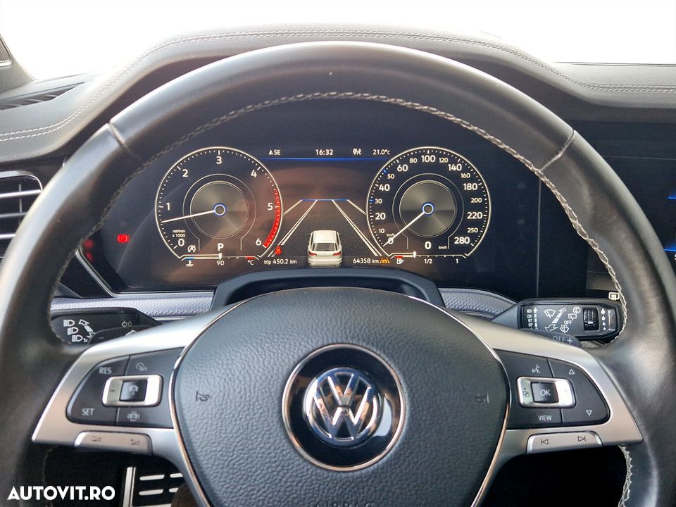 Volkswagen Touareg V6 TDI R-Style - 20