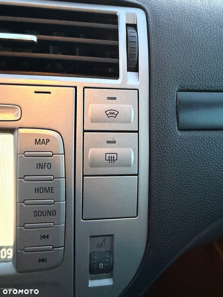 Ford Kuga 2.0 TDCi Titanium S - 28