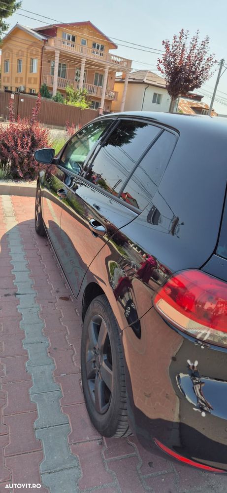 Volkswagen Golf 1.6 TDI DPF Comfortline - 14