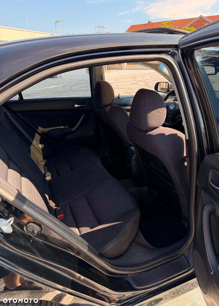 Honda Accord 2.0 Executive - 13