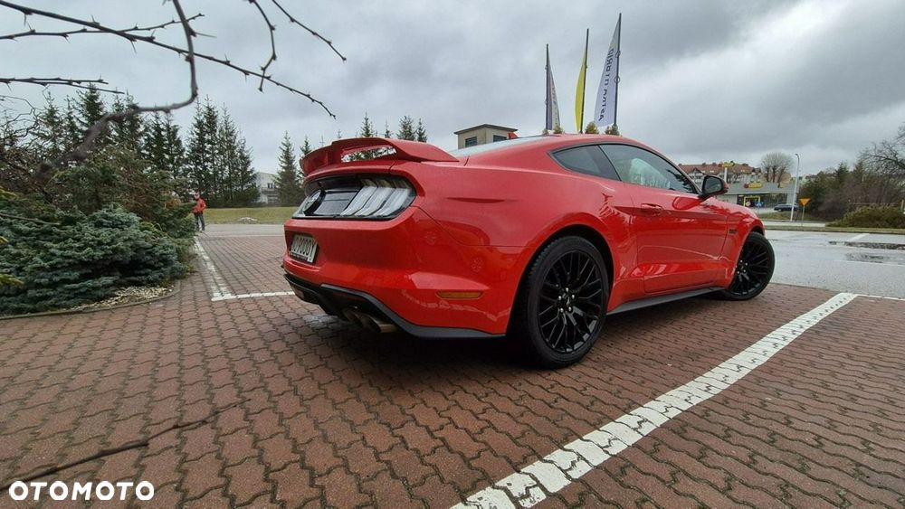 Ford Mustang - 6