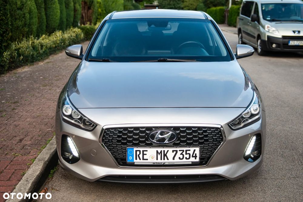 Hyundai i30 1.4 T-GDI Comfort DCT - 2