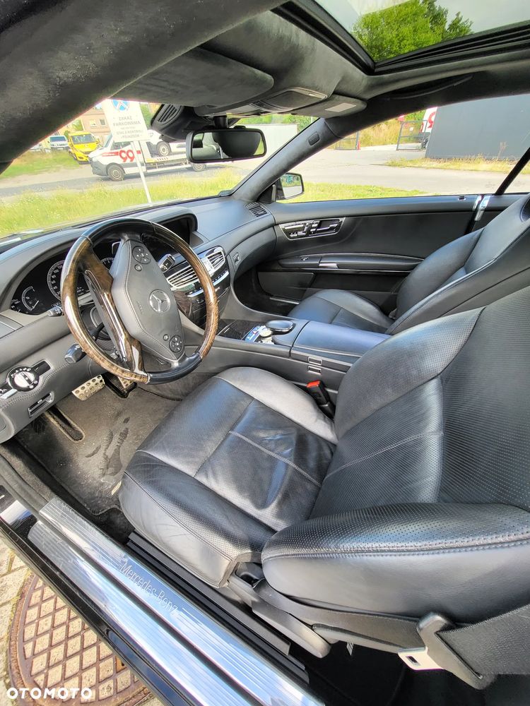 Mercedes-Benz CL 500 4-Matic BlueEff - 19
