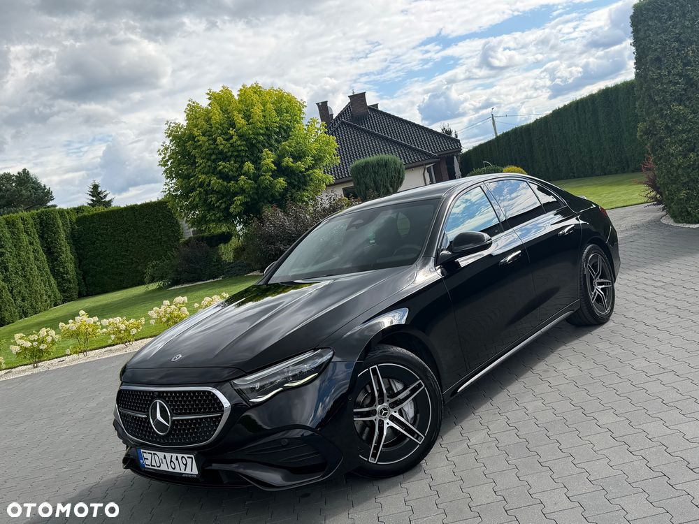 Mercedes-Benz Klasa E 220 d mHEV 4-Matic AMG 9G-Tronic - 1