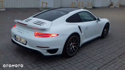 Porsche 911 Turbo S - 7