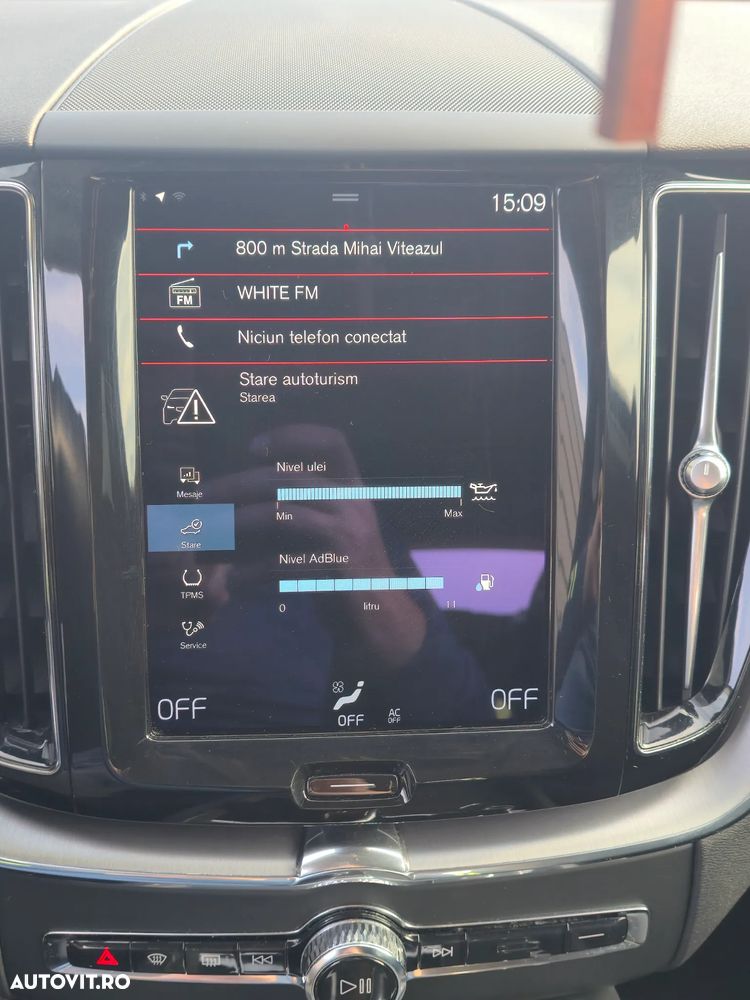 Volvo XC 60 B4 MHEV AT8 FWD Momentum - 15