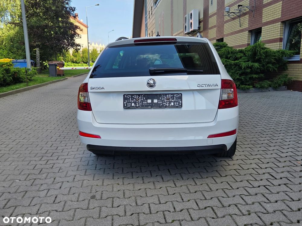 Skoda Octavia 2.0 TDI Drive - 10