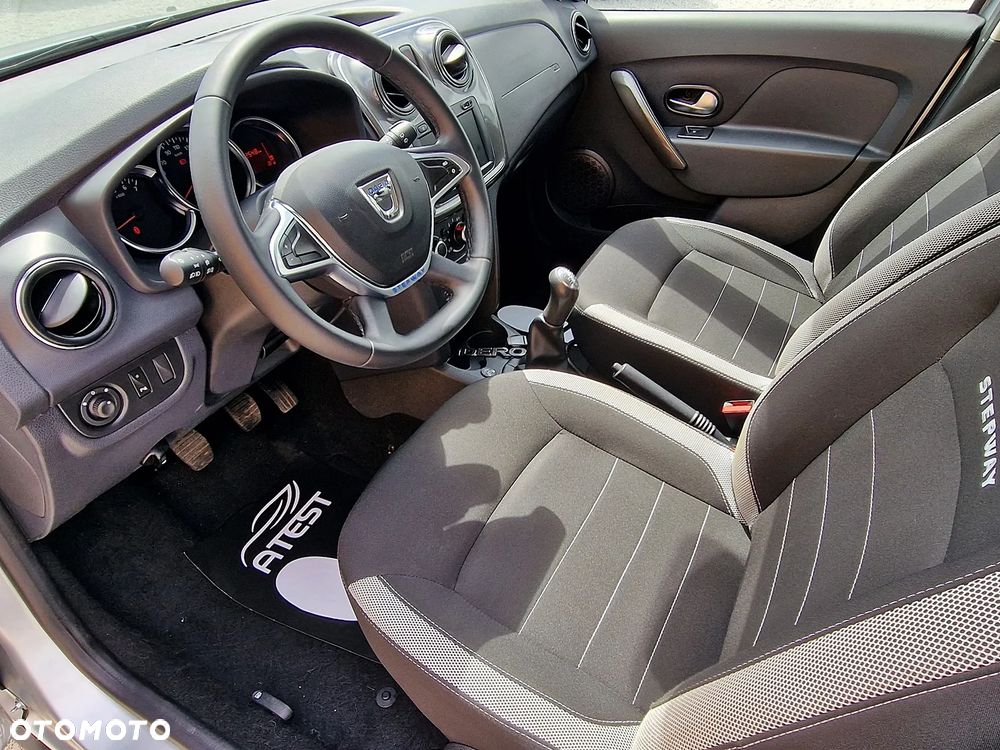 Dacia Sandero Stepway TCe 100 Celebration - 8